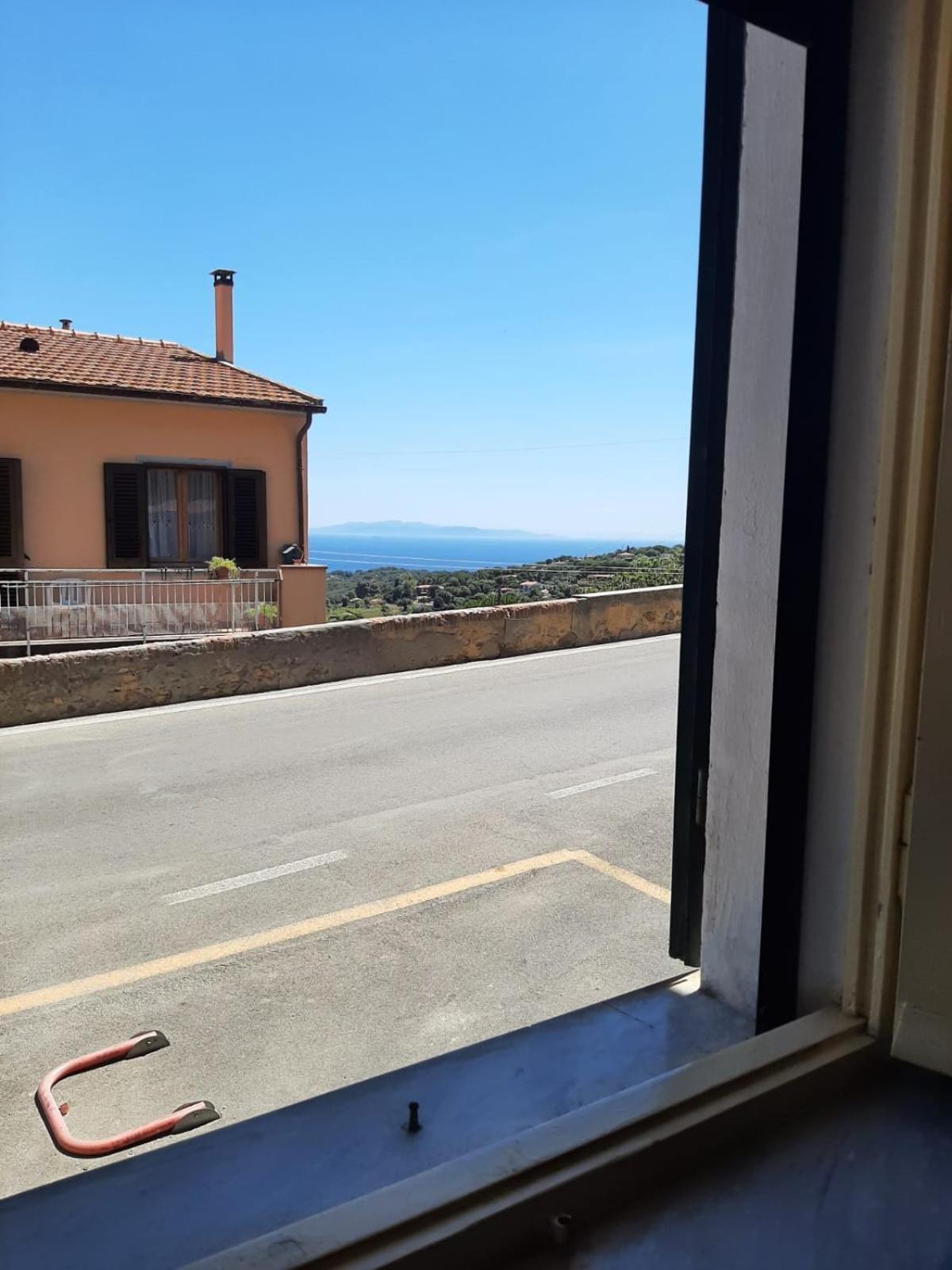 Appartamento CASA LUNA nel centro di Capoliveri Esterno foto